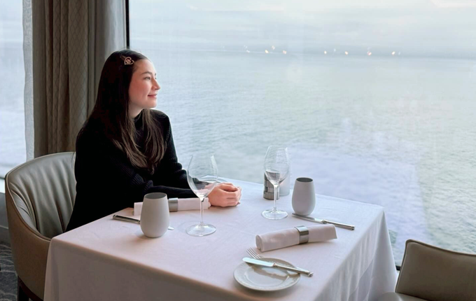 “ฟลุค&ลี” กินอาหารเช้ากับวาฬ! “นาตาชา” ชมวิวมุมลับสวยเหมือนภาพวาด